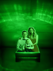 Фотоакрил з підсвіткою (фігурне фото на акрилі + підсвітка з пультом ДУ)