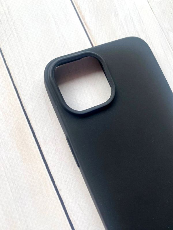 Матовий силіконовий чохол на iPhone 15 Plus Чорний