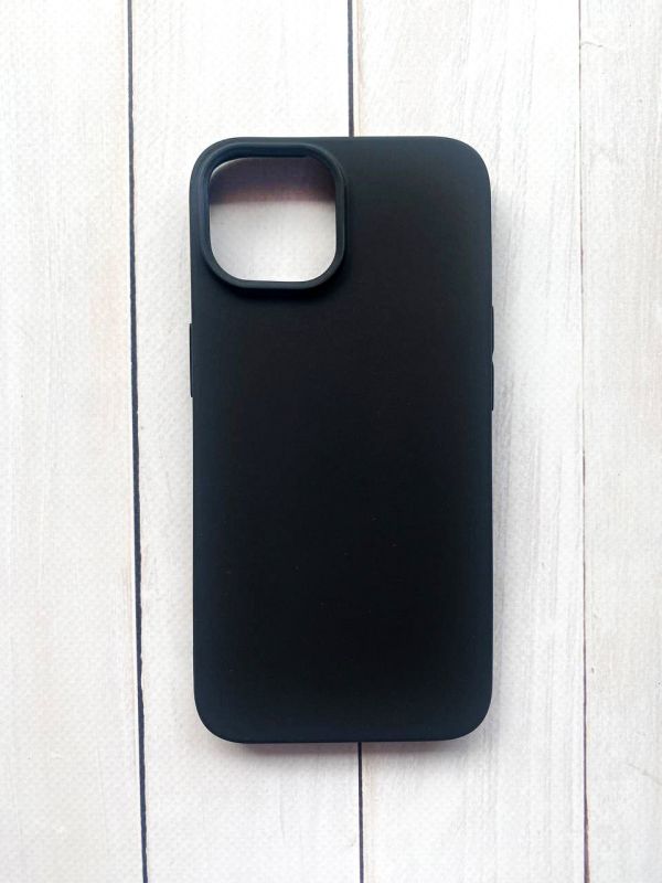 Матовий силіконовий чохол на iPhone 15 Чорний