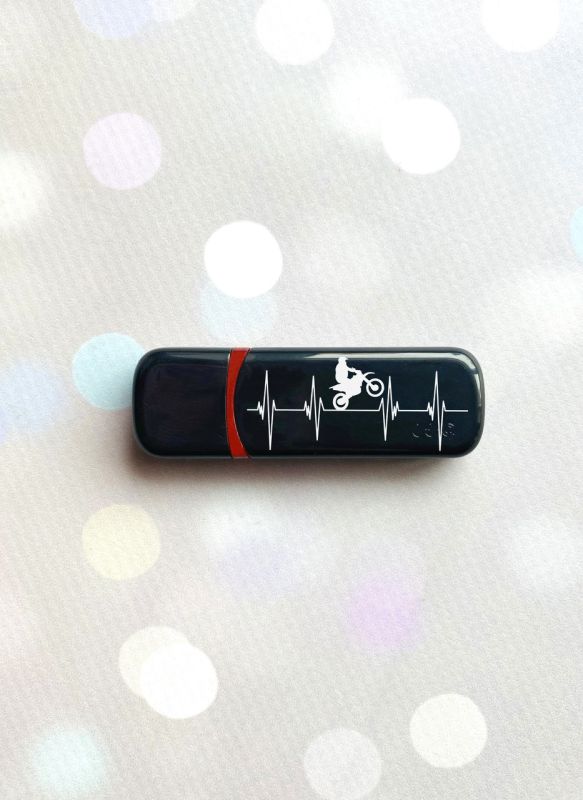 Подарункова флешка на 64GB (дизайн 8)