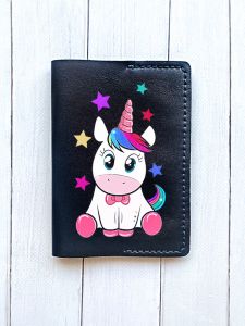 Шкіряна обкладинка на паспорт книжку :: Чорна (принт 102)