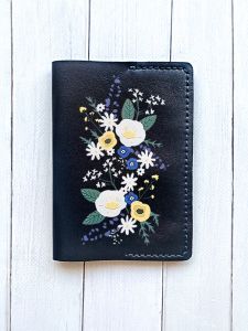 Шкіряна обкладинка на паспорт книжку :: Чорна (принт 271)