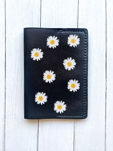 Шкіряна обкладинка на паспорт книжку :: Чорна (принт 41)