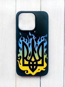 Матовий чохол на iPhone 15 Plus Чорний :: Тризуб Полум'я (принт 257)