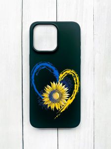 Матовий чохол на iPhone 15 Pro Max Чорний :: Серце з соняхом. Україна (принт 260)