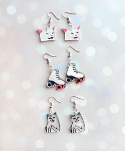 Набір сережок Молодіжні (ролики, кішечка пустунка і голова кота)
