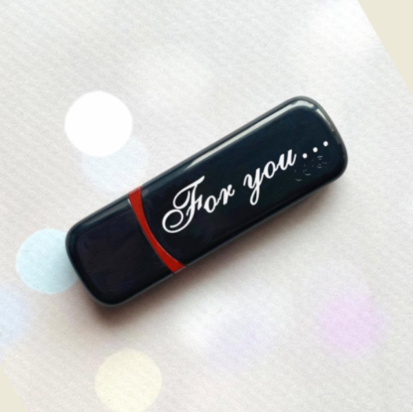 Іменна флешка з логотипом на 64GB (дизайн 2)