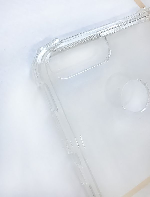 Ультратонкий прозорий силіконовий чохол з потовщеними кутами для Xiaomi Redmi 7