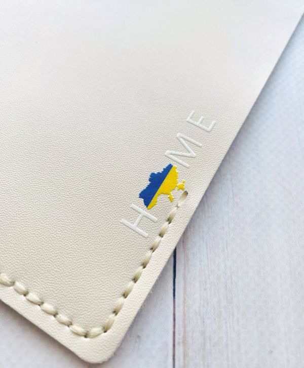 Шкіряна обкладинка на паспорт книжку :: Біла (принт 1)
