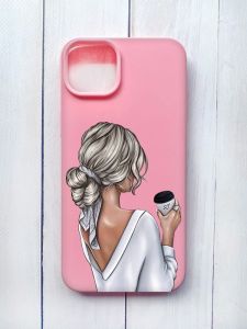 Матовий чохол на iPhone 15 Plus Рожевий :: Дівчина з латте (принт 227)