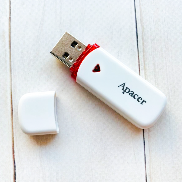 Іменна флешка з логотипом на 64GB (дизайн 103)