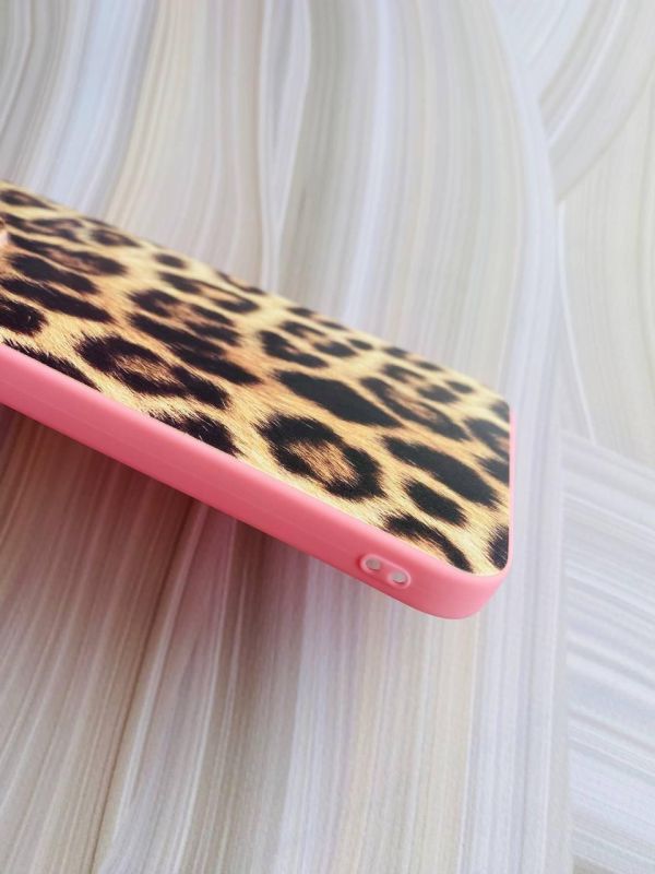 Матовий чохол з рожевими боками на Apple iPhone 14 Pro Max :: Леопардовий дизайн (принт 383)