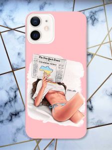 Матовий рожевий чохол на Apple iPhone 12 / 12 Pro (6.1) Дівчина з газетою (принт 31)