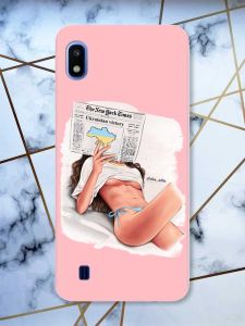 Матовий рожевий чохол на Samsung Galaxy A10 (2019) A105 Дівчина з газетою (принт 31)