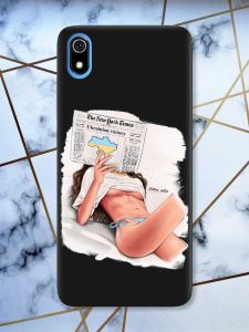 Матовий чорний чохол на Xiaomi Redmi 7A Дівчина з газетою (принт 31)