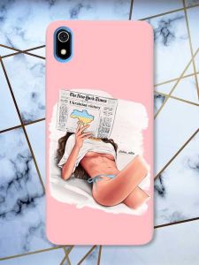 Матовий рожевий чохол на Xiaomi Redmi 7A Дівчина з газетою (принт 31)