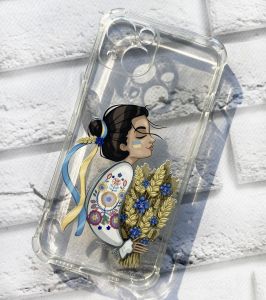 Чохол із потовщеними кутами на Apple iPhone 13 Українка з колосками (патріотичний принт 172)