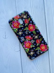 Силіконовий чохол із малюнком для Samsung Galaxy J6 Plus Рожеві дрібні квіти на чорному