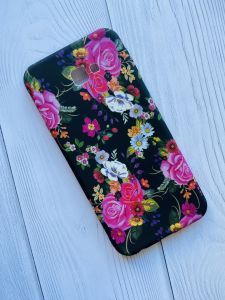 Силіконовий чохол з малюнком для Samsung Galaxy J4 Plus Букетики роз на чорному