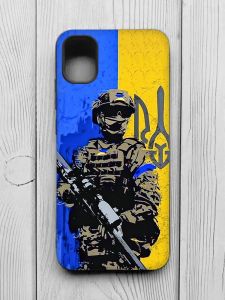 Матовий чохол з чорними боками на Samsung Galaxy A04E/A042 :: Солдат (патріотичний принт 350)