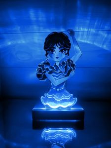 Переносний дитячий нічничок Венздей з USB роз'ємом