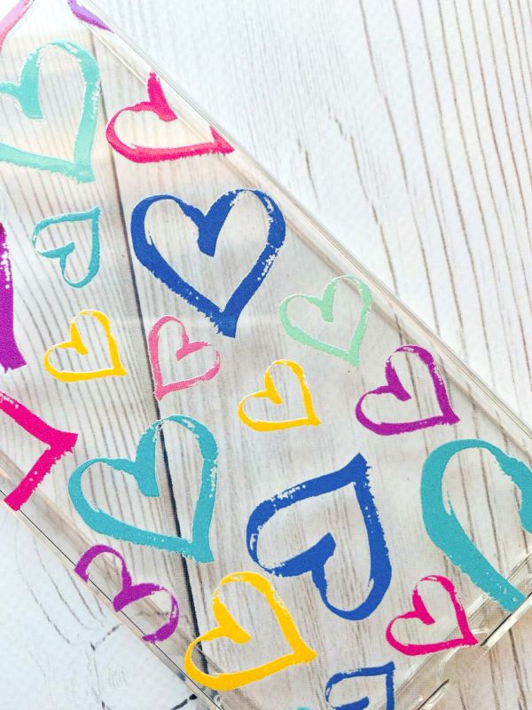 Прозорий чохол на iPhone 12 / 12 Pro :: Різнокольорові сердечка (принт 332)