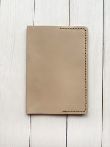 Шкіряна обкладинка на паспорт книжечку :: Бежева