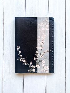 Шкіряна обкладинка на паспорт книжку :: Чорна (принт 285)