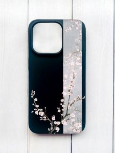 Матовий чохол на iPhone 15 Plus Чорний :: Квітуча сакура (принт 285)