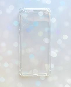 Прозорий силіконовий чохол з потовщеними кутами на Motorola Moto E13