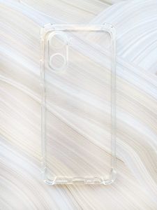 Силіконовий прозорий чохол з потовщеними кутами на Realme C33